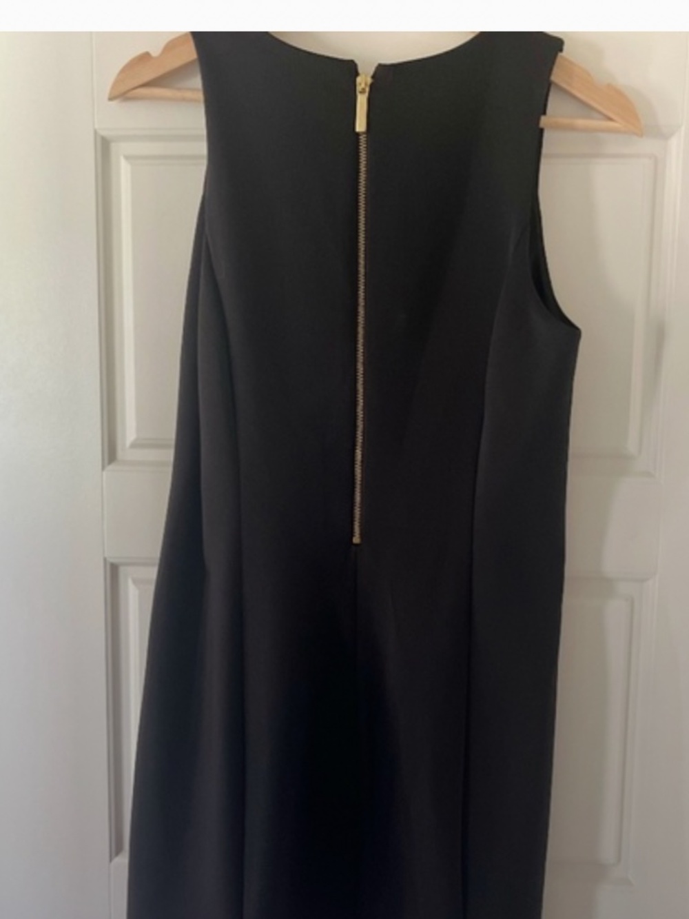 MICHAEL KORS NWT Black Dress Sleeveless with V-Neck